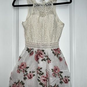 rule21-Floral Dress